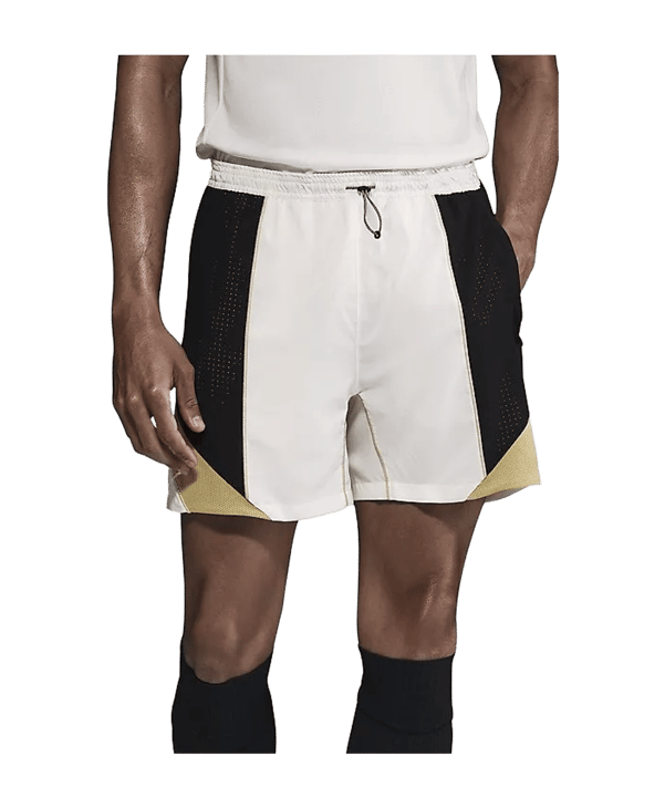 Nike Strike 5in Short Beige F110 - beige