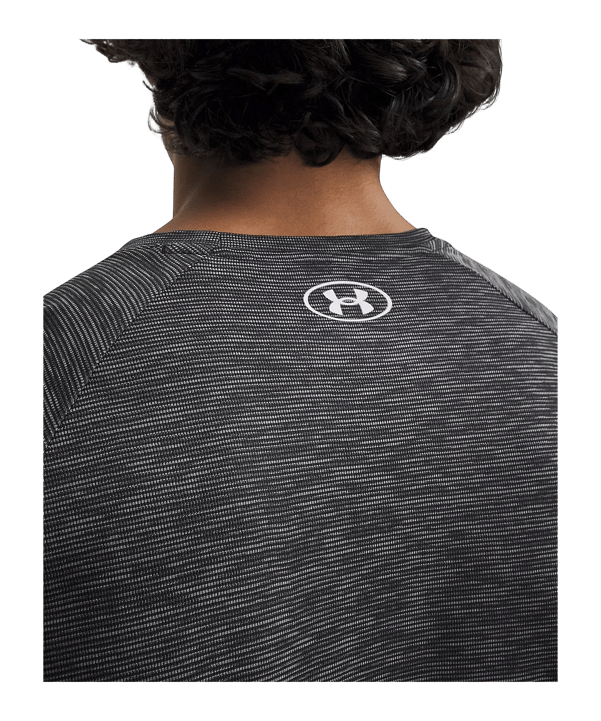 Under Armour Tech Textured T-Shirt Schwarz F001 - schwarz