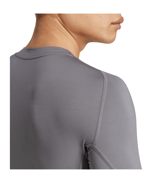 adidas Techfit Longsleeve T-Shirt Grau - grau