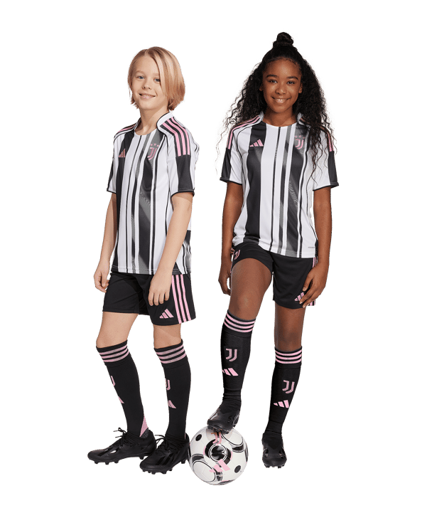 adidas Juventus Turin Short Home 2025/2026 Kids Schwarz - schwarz