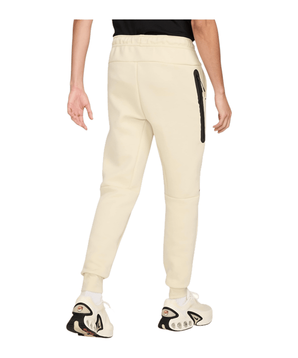 Nike Tech Fleece Jogginghose Grün F234 - gruen