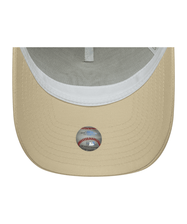 New Era Outline Ef Trucker Neyyan Cap Beige - beige