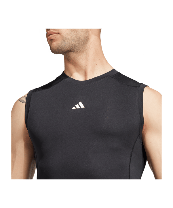 adidas Techfit Tanktop Schwarz