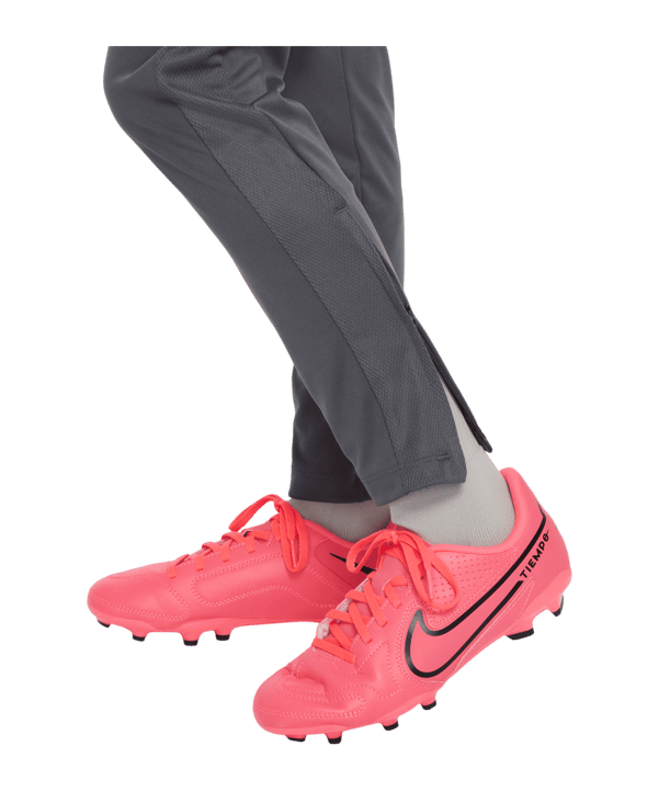 Nike Academy 23 Trainingshose Kids Schwarz F069 - schwarz