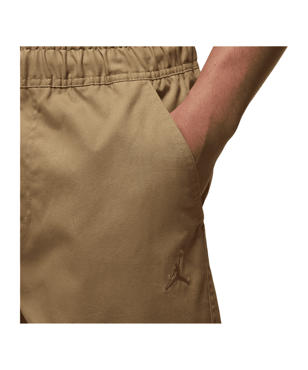 Jordan Essentials Woven Short Grün F257 - gruen