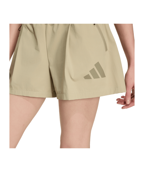 adidas Z.N.E Short Damen Braun - braun