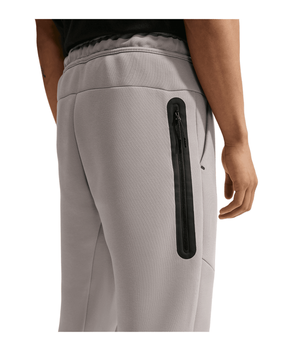 Nike Tech Fleece Jogginghose Grau