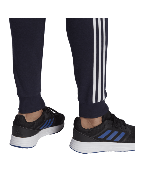 adidas Essentials Fleece Fitted 3-Stripes Pants Blue - blau