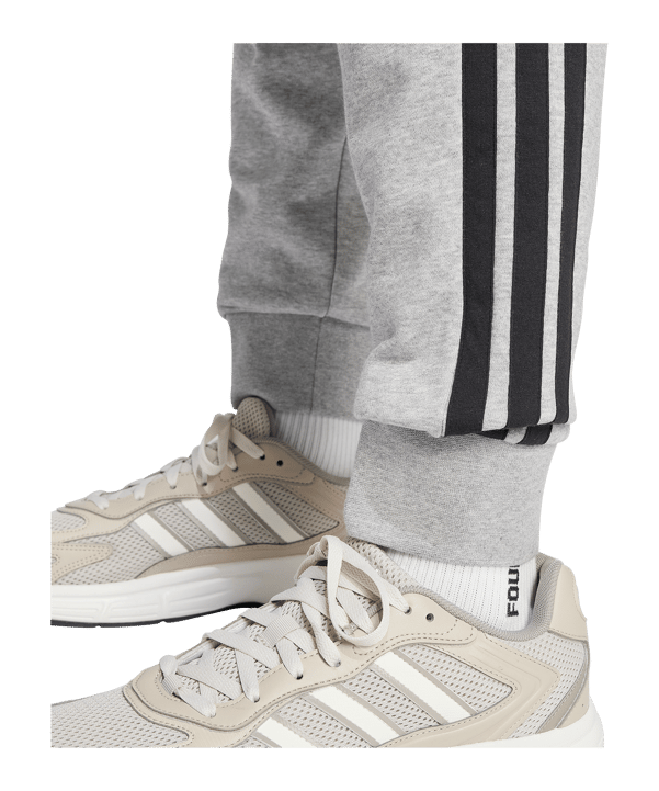 adidas Essential 3S Trainingshose Grau - grau