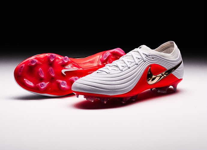 Nike Tiempo Legend comfortable football boot for veterans
