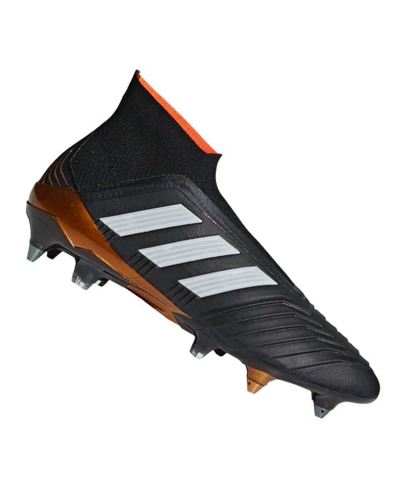 adidas Predator 18+ SG Schwarz Weiss adidas Predator 18+ SG Schwarz Weiss