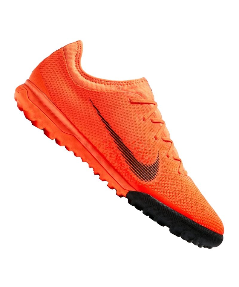 nike fussball schuhe herren halle nike fussball schuhe herren halle