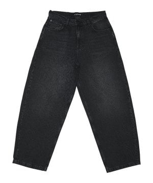 2y-studios-eren-basic-wide-baggy-jeans-hose-fwblk-j-wb-1000-lifestyle_front.png