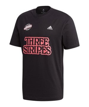 adidas-athletics-lucky-8-graphic-t-shirt-schwarz-ge4653-fussballtextilien_front.png