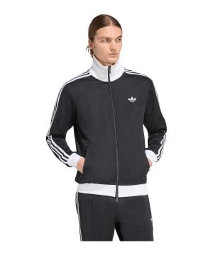 adidas-classic-track-top-jacke-schwarz-ke3527-lifestyle_front.png