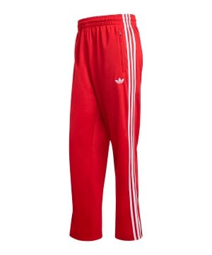 adidas-firebird-track-hose-rot-kd8319-lifestyle_front.png