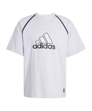adidas-originals-badge-t-shirt-grau-im7839-lifestyle_front.png