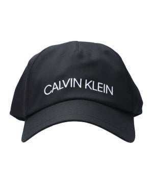 calvin-klein-performance-kappe-schwarz-f001-0000px0112-lifestyle_front.png