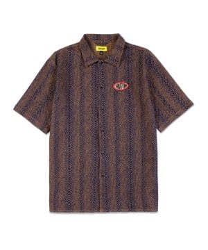 chinatown-market-snakeskin-sweatshirt-rot-f0615-f20-1680002-lifestyle_front.png