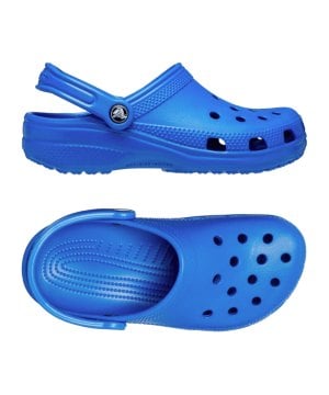 crocs-classics-clog-badelatsche-blau-f4kz-10001-lifestyle_gallery.png