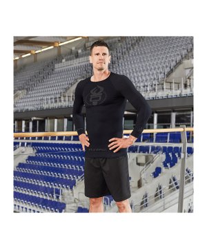 entorch-action-as2-shirt-schwarz-en0003-indoor_front.png