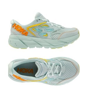 hoka-clifton-l-embroidery-grau-blau-fosbc-1126854-lifestyle_gallery.png