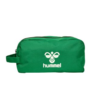 hummel-essential-kulturbeutel-gruen-f6235-226319-lifestyle_front.png