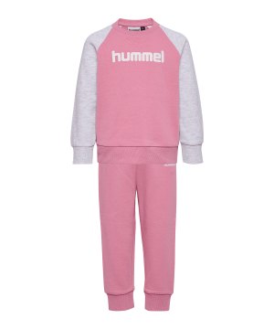 hummel-mini-reg-base-sweat-set-kids-pink-f3203-232303-lifestyle_front.png