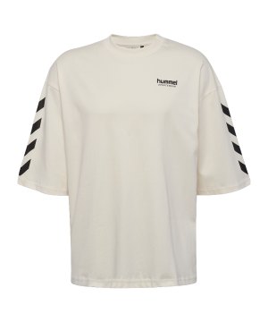 hummel-oversized-willy-sw-t-shirt-weiss-f9163-227561-lifestyle_front.png