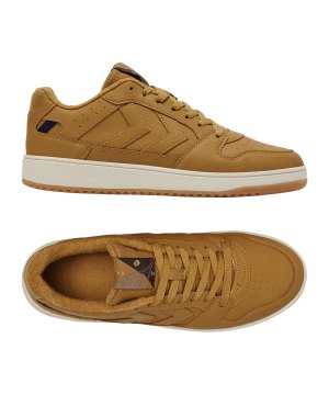 hummel-st-power-play-winter-sneaker-orange-f8020-221837-lifestyle_gallery.png
