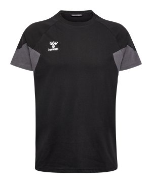 hummel-travel-t-shirt-schwarz-f2001-220291-indoor_front.png