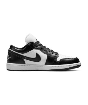 jordan-air-1-low-damen-weiss-schwarz-f101-dc0774-lifestyle_right_out.png
