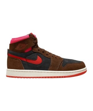 jordan-air-1-zoom-air-comfort-2-damen-f206-dv1305-lifestyle_right_out.png