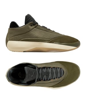 jordan-air-jordan-40-edge-sneaker-gruen-f200-hq2077-lifestyle_gallery.png