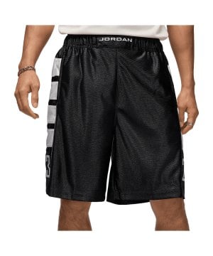 jordan-brooklyn-cat-scratch-short-schwarz-f13-hv0560-lifestyle_front.png