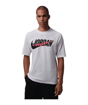 jordan-brooklyn-essentials-t-shirt-weiss-f100-iu1840-lifestyle_front.png