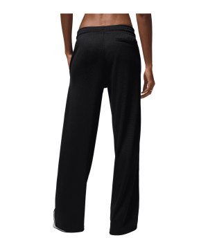 jordan-brooklyn-hose-damen-schwarz-f010-hq9218-indoor_front.png