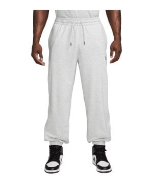 jordan-brookyln-fleece-jogginghose-grau-f054-im8890-lifestyle_front.png