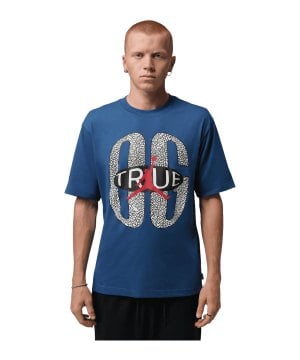 jordan-brookyln-t-shirt-blau-f485-iv5202-lifestyle_front.png
