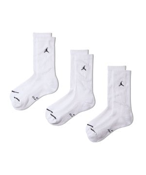 jordan-everday-crew-3er-pack-socken-weiss-f100-ir6319-lifestyle_front.png