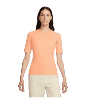 jordan-sport-double-threat-t-shirt-orange-f852-fn5159-lifestyle_front.png