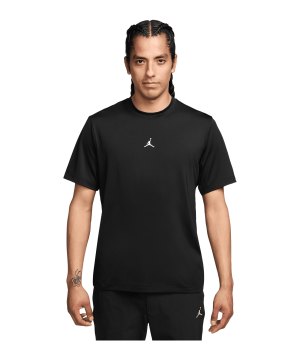 jordan-sport-essential-t-shirt-schwarz-f010-if0882-indoor_front.png