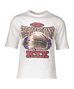 k1x-t-shirt-weiss-kxm252-005-1-lifestyle_front.png