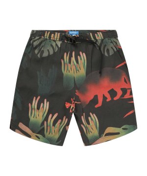 market-vision-quest-short-schwarz-388001094-lifestyle_front.png