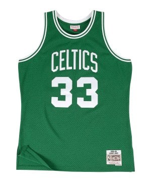 mitchell-and-ness-nba-bc-l-b-85-86-t-shirt-gruen-smjygs18142-bcekygn8-lifestyle_front.png