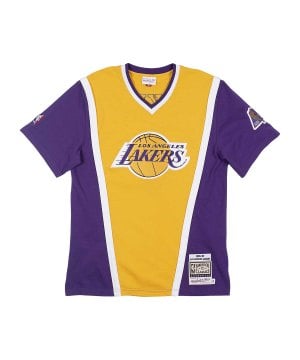 mitchell-and-ness-nba-la-l-a-s-96-97-t-shirt-gelb-asshsb20005-lalltgd9-lifestyle_front.png
