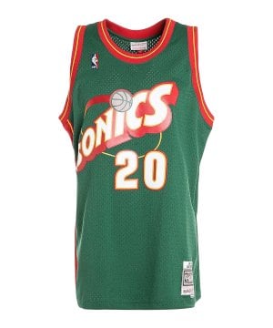 mitchell-and-ness-nba-ss-g-p-95-96-trikot-gruen-smjygs18210-ssudkgn9-lifestyle_front.png
