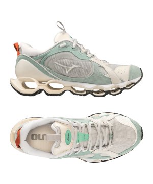 mizuno-wave-prophecy-12-lila-weiss-f02-d1ga2350-lifestyle_gallery.png