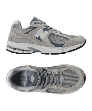 new-balance-2002r-sneaker-schwarz-frbk-m2002rbk-lifestyle_gallery.png