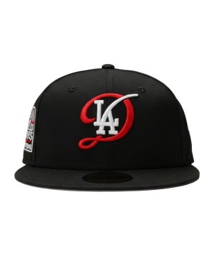 new-era-la-dodgers-cap-schwarz-70936379-lifestyle_front.png